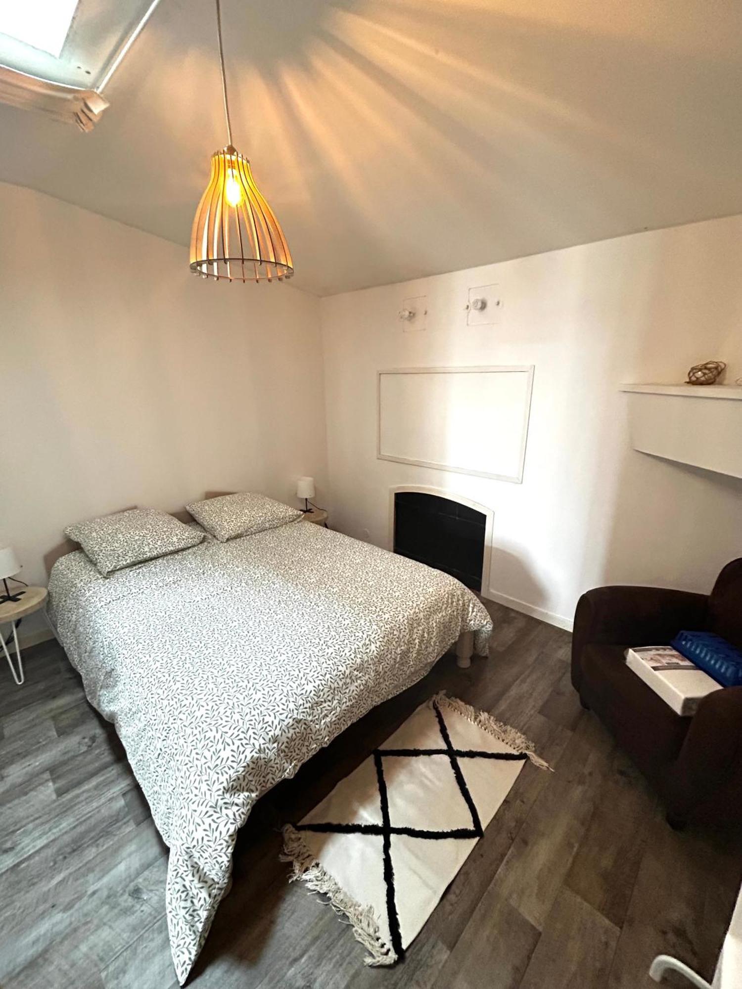 Escapades Cosy Au Coeur Des Vignes Apartment Cezac  Ngoại thất bức ảnh