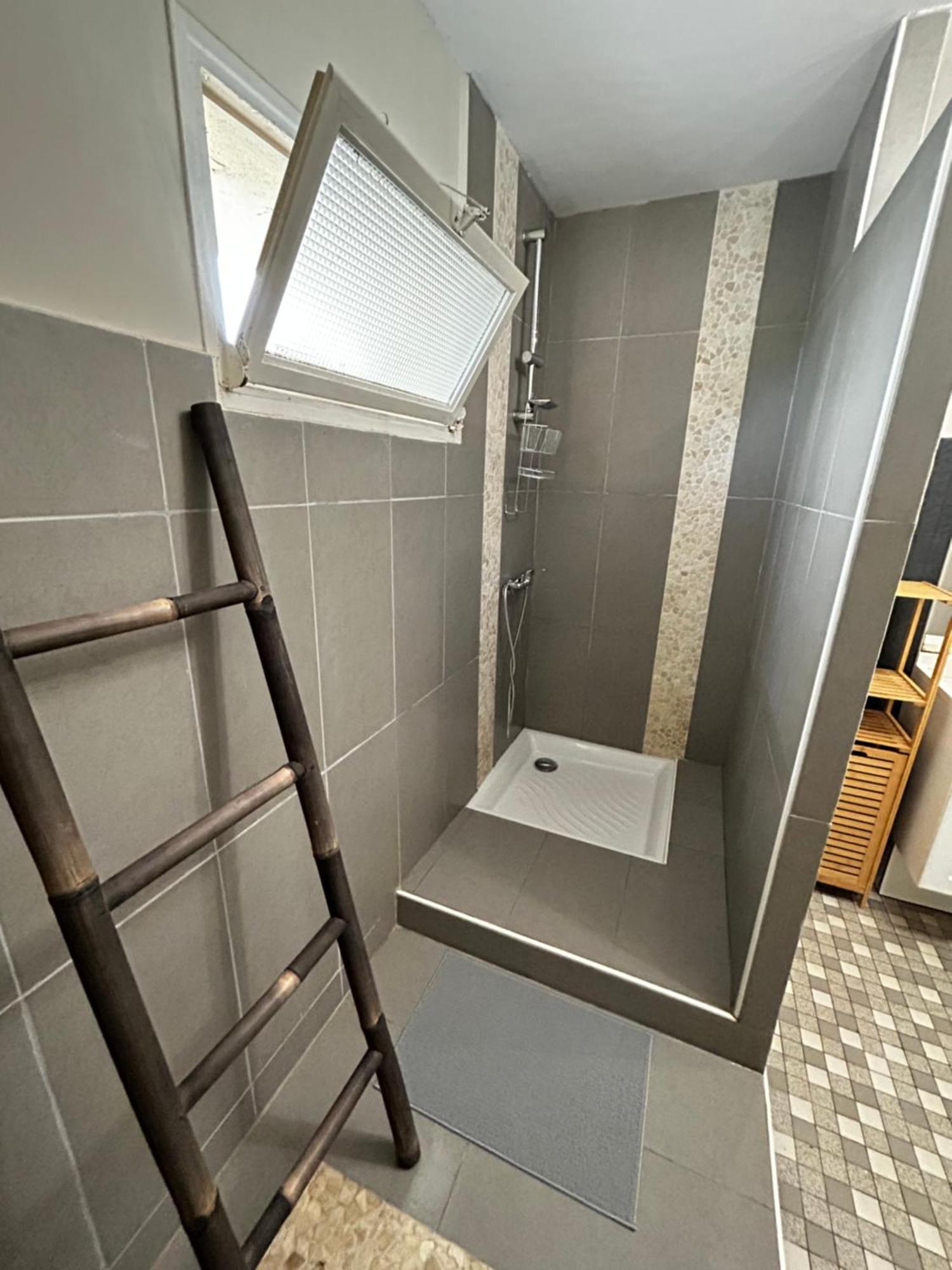 Escapades Cosy Au Coeur Des Vignes Apartment Cezac  Ngoại thất bức ảnh